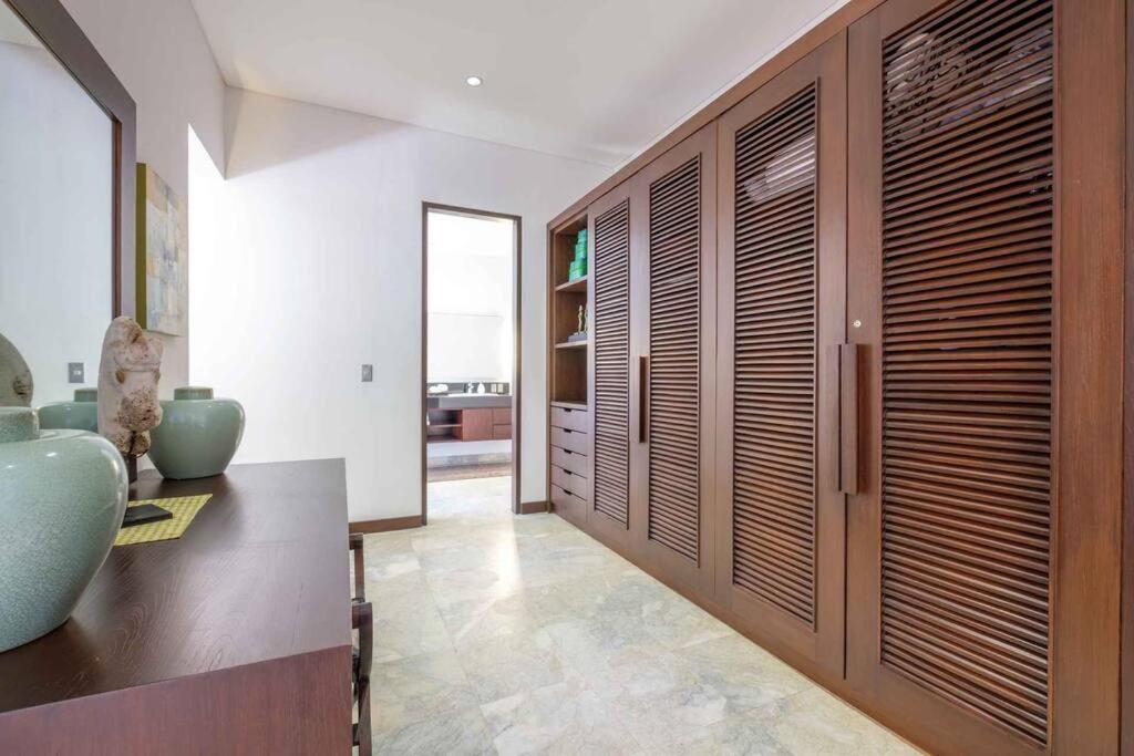 Kejora Beachfront Estate Sanur -Stunning Villa Eleven Екстер'єр фото