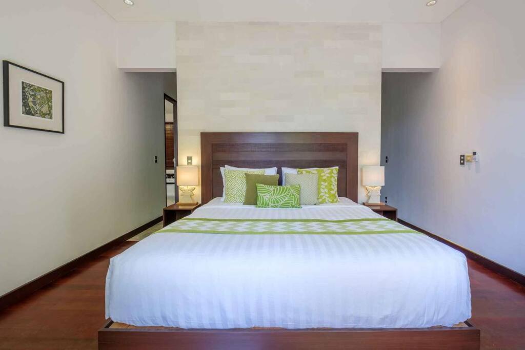 Kejora Beachfront Estate Sanur -Stunning Villa Eleven Екстер'єр фото