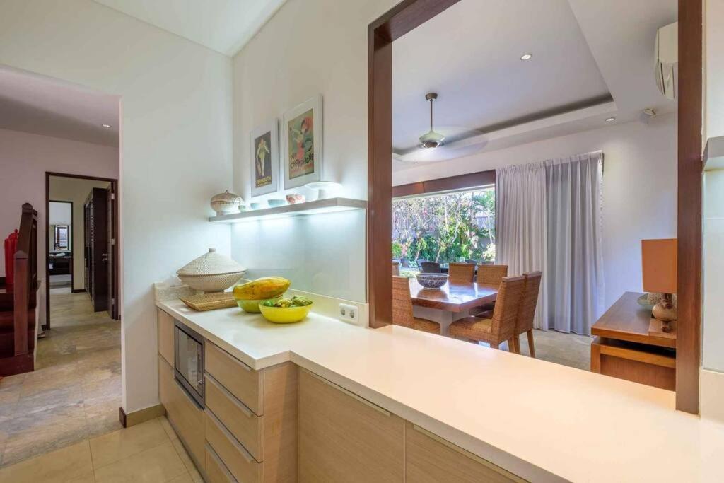 Kejora Beachfront Estate Sanur -Stunning Villa Eleven Екстер'єр фото