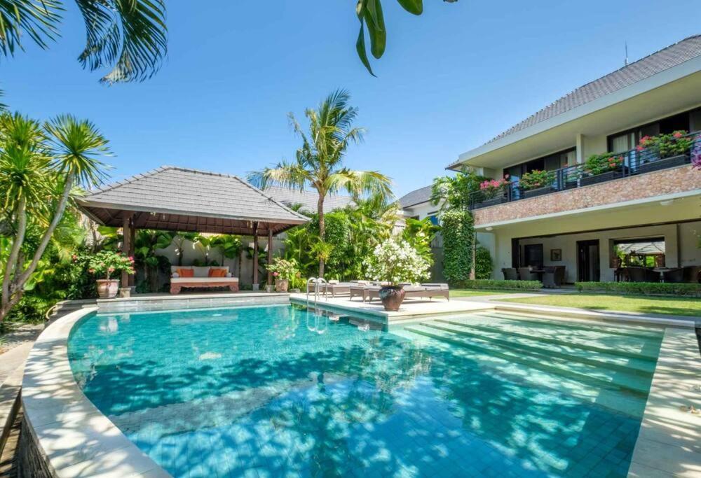 Kejora Beachfront Estate Sanur -Stunning Villa Eleven Екстер'єр фото